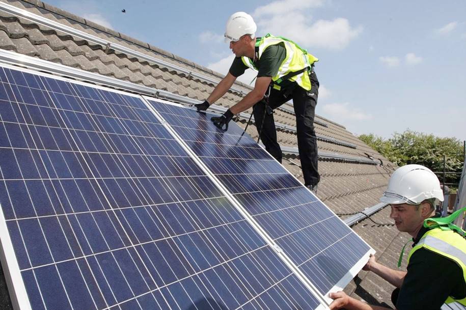 Energia Solar vs Elétrica - Qual a Melhor Para Sua Residência